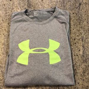 Under Armour long sleeve t-shirt